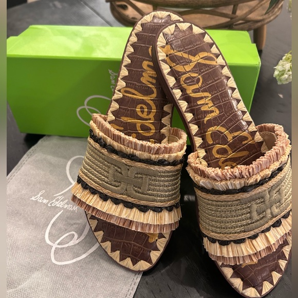 Sam Edelman Georgia Slide Sandals - Picture 5 of 9